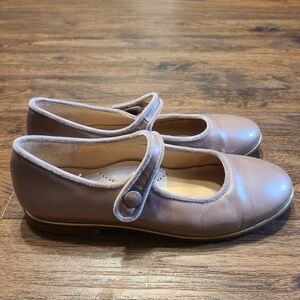 Beberlis Taupe Patent Leather Mary Jane Shoes 35 4/5